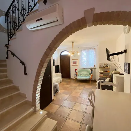 Nyaraló Casa Singola A Due Passi Dal Mare *